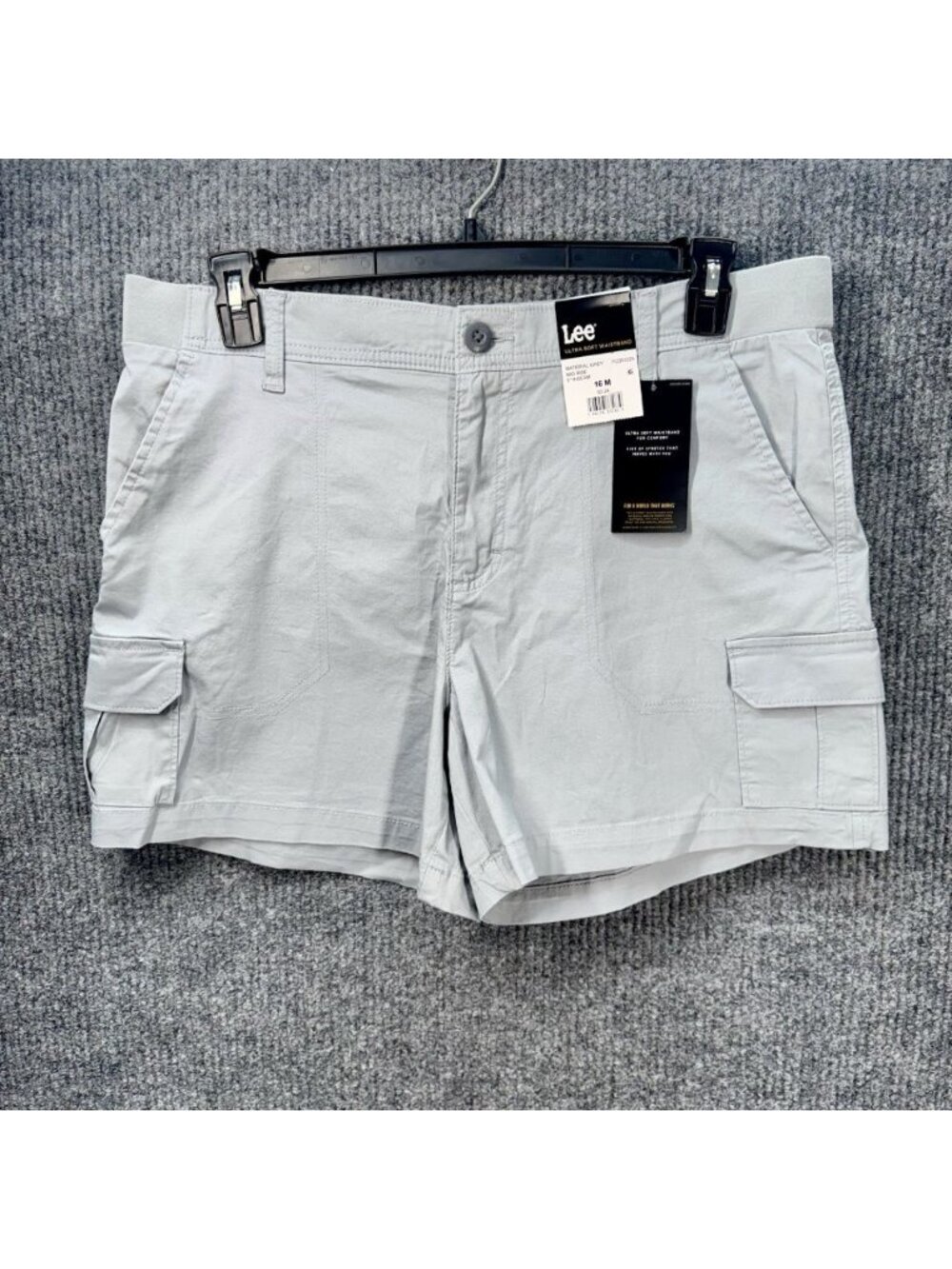 Lee Cargo Shorts Womens 16 Light Gray Mid Rise 5” Ultra Soft Waistband NEW